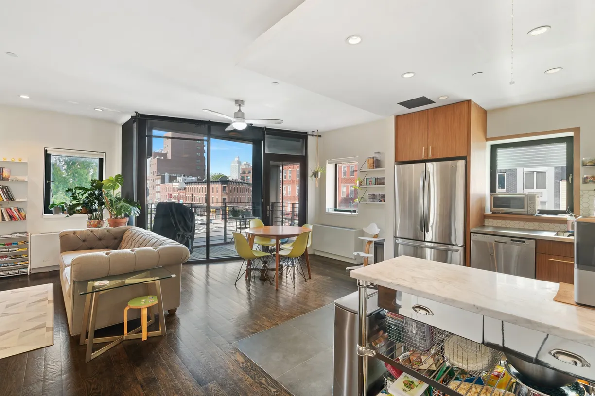 New York City Real Estate | View 13-14 Jackson Avenue, 3W | 2 Beds, 2 Baths