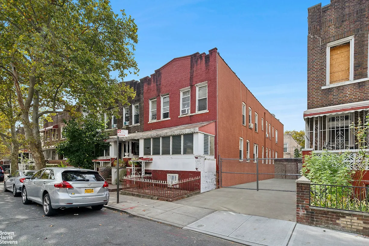 New York City Real Estate | View 296 E 92nd Street | room 2