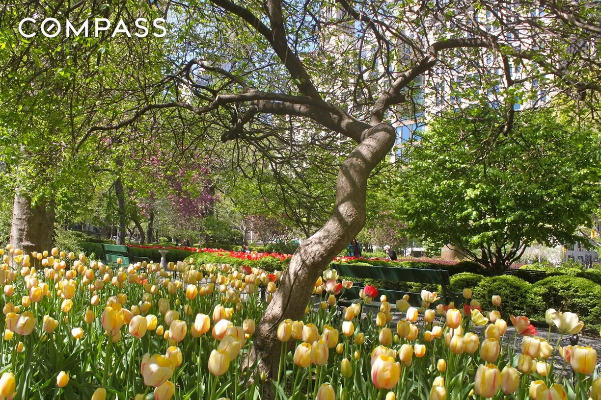 New York City Real Estate | View 44 Gramercy Park N, 6E | 1 Bed, 1 Bath