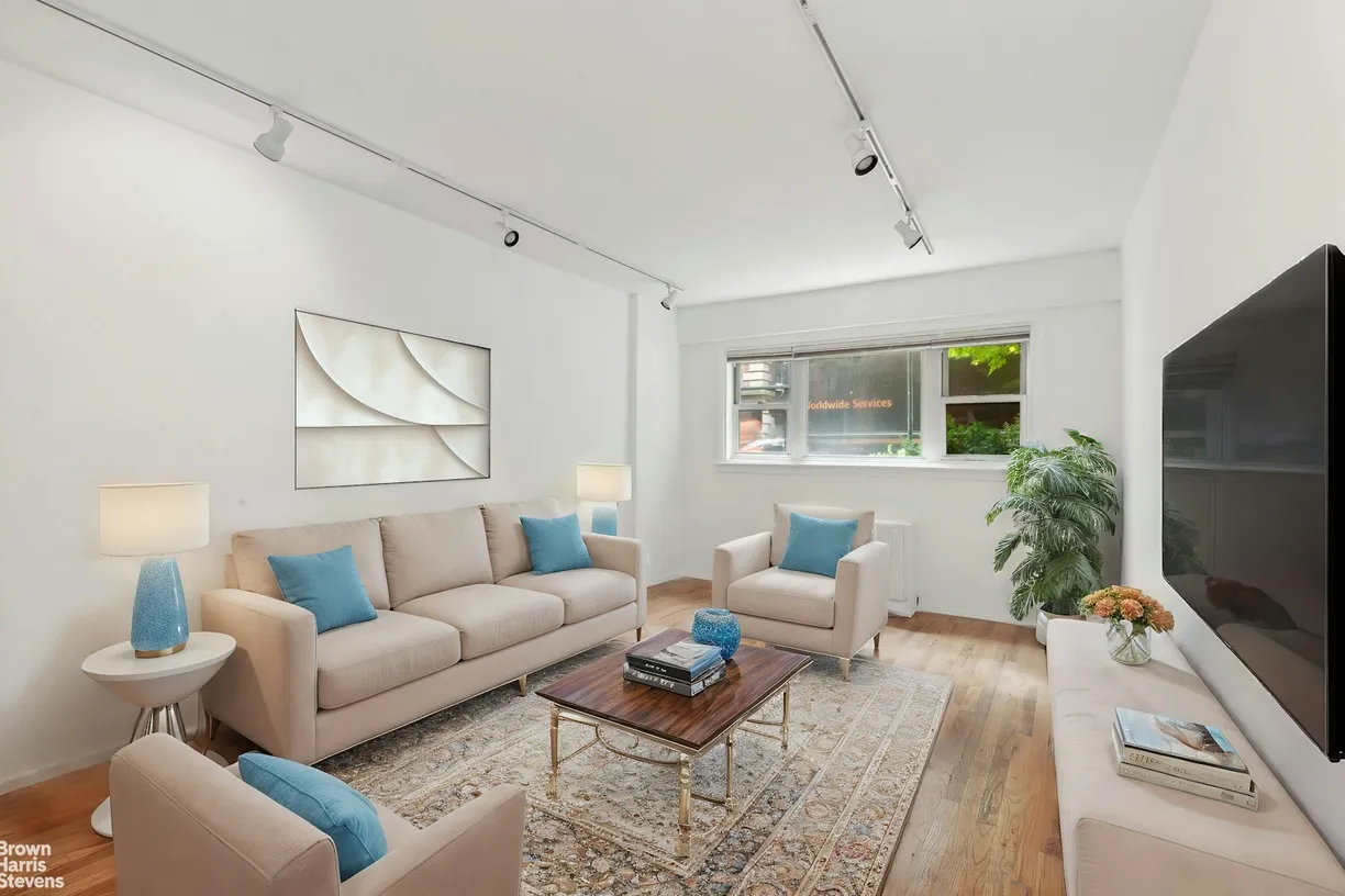 New York City Real Estate | View 333 E 66th Street, 1F | 1 Bed, 1 Bath