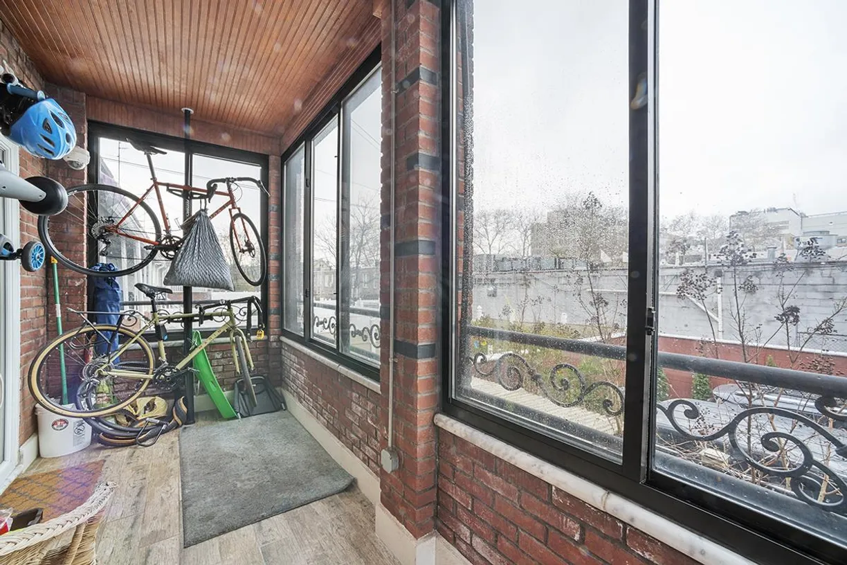 New York City Real Estate | View 70 E 39th Street | room 2
