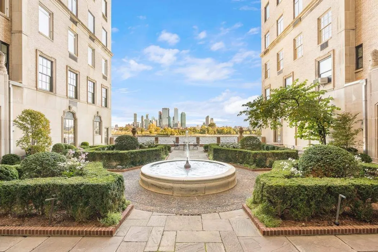 New York City Real Estate | View 435 E 52nd Street, 3A | 5 Beds, 4 Baths