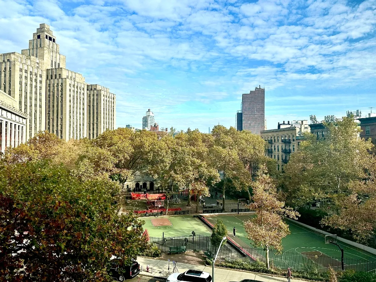 New York City Real Estate | View 170 Park Row, 5A | room 2