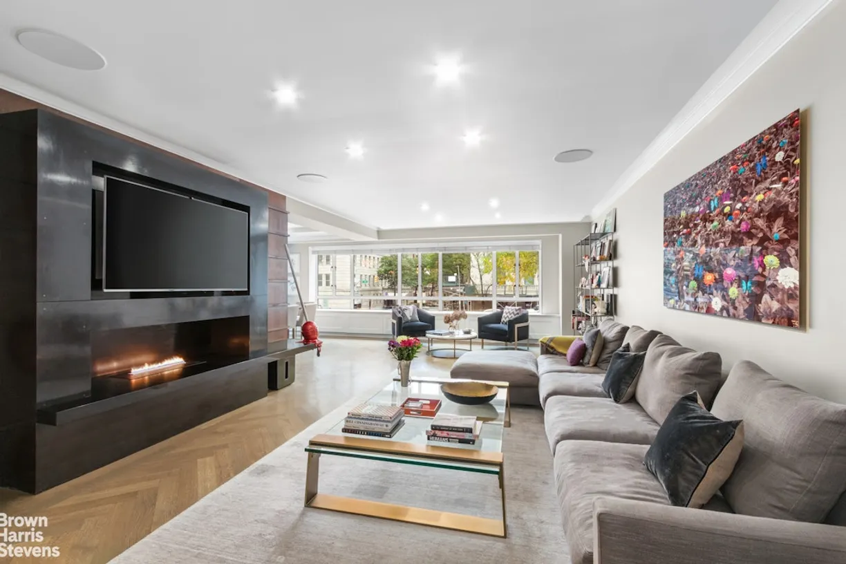 New York City Real Estate | View 799 Park Avenue, 2C | 2 Beds, 2 Baths