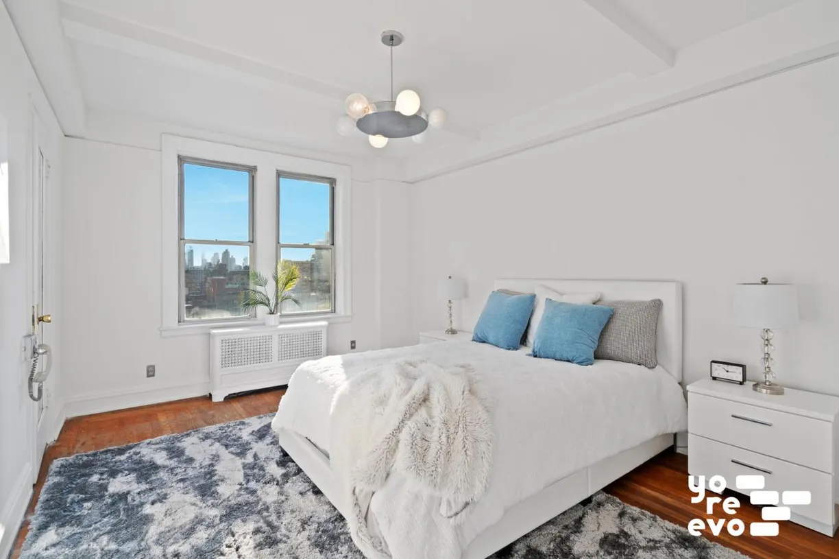 New York City Real Estate | View 12 W 96th Street, 15C | room 1