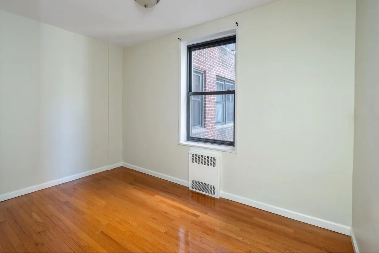 New York City Real Estate | View 160 Ocean Parkway, 4F | room 2