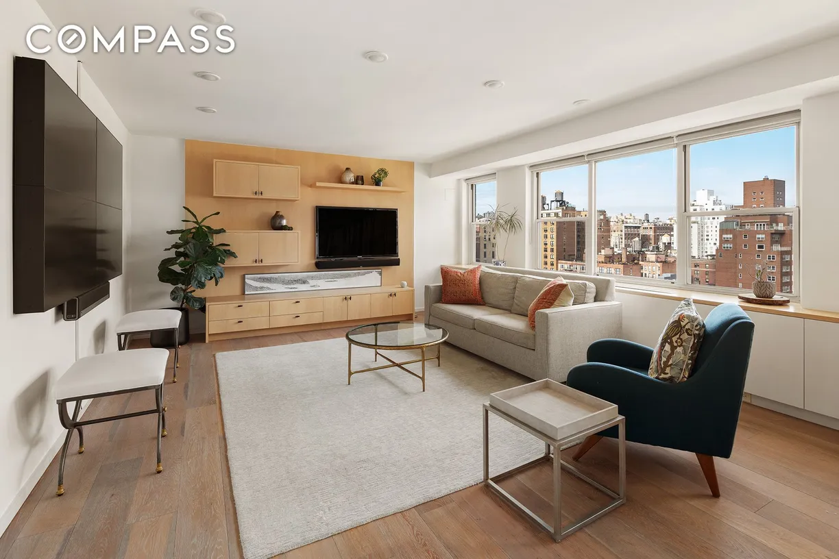 New York City Real Estate | View 150 E 61st Street, 16D | 1 Bed, 2 Baths