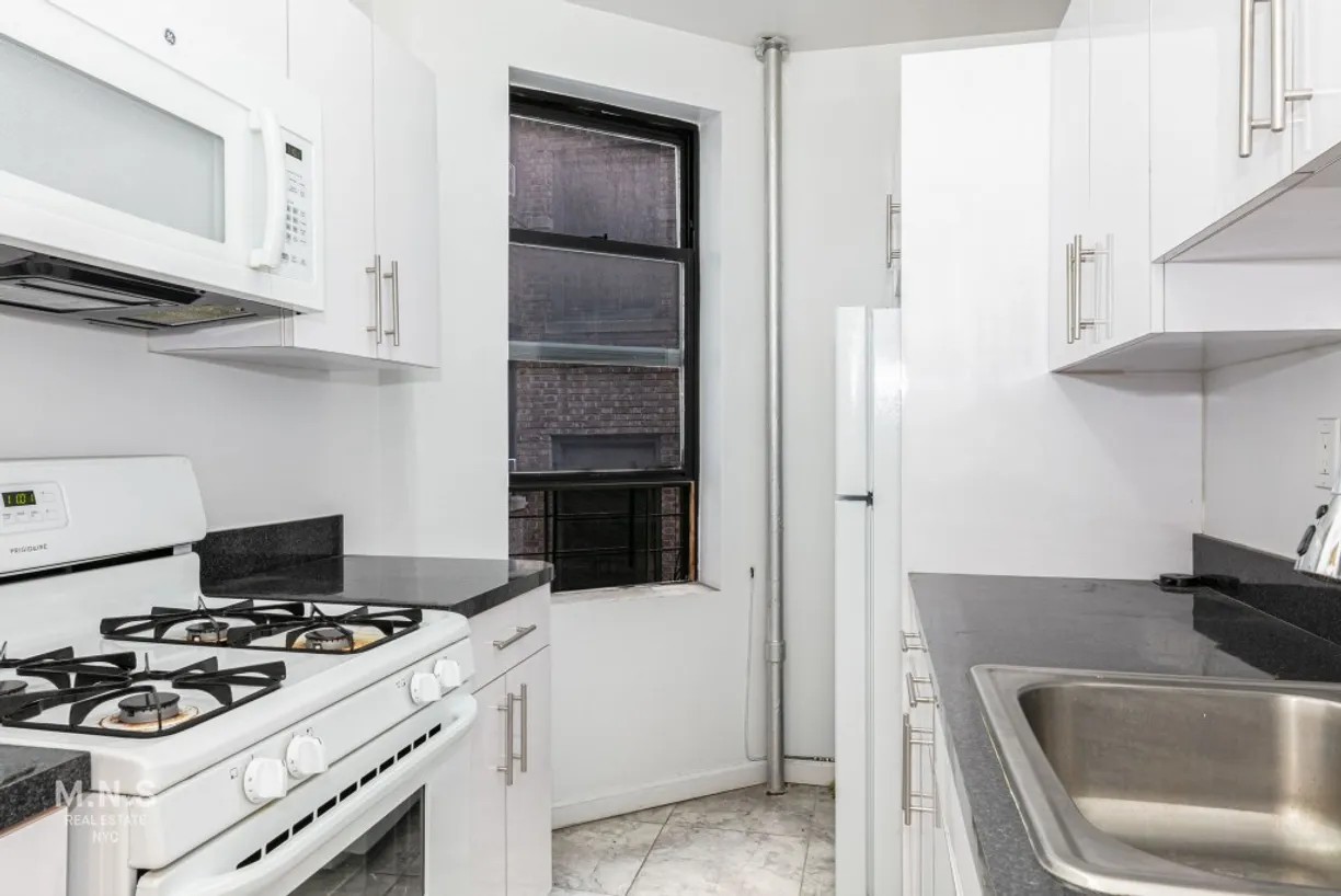 New York City Real Estate | View 45 Thayer Street, 4J | 1 Bath