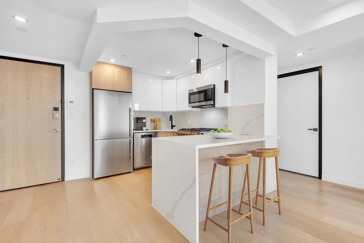 New York City Real Estate | View 116-17 Grosvenor Lane, 1C | 2 Beds, 1 Bath