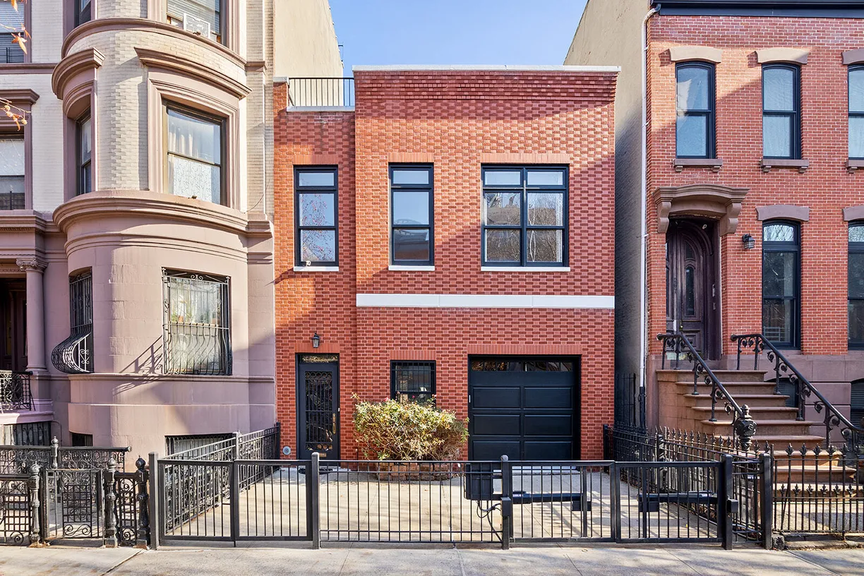 New York City Real Estate | View 265 Cumberland Street | 3 Beds, 3 Baths