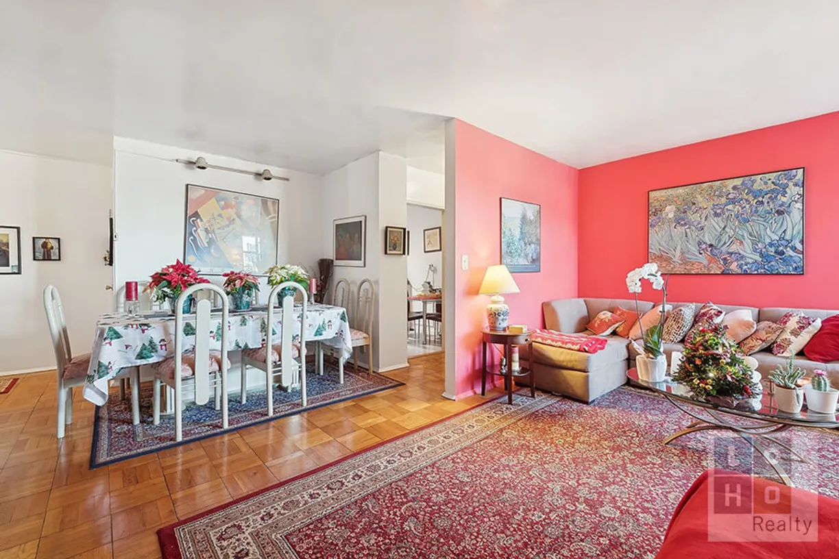 New York City Real Estate | View 570 Grand Street, H1405 | room 2