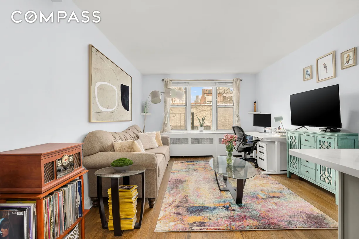 New York City Real Estate | View 311 E 75th Street, 4K | 1 Bed, 1 Bath