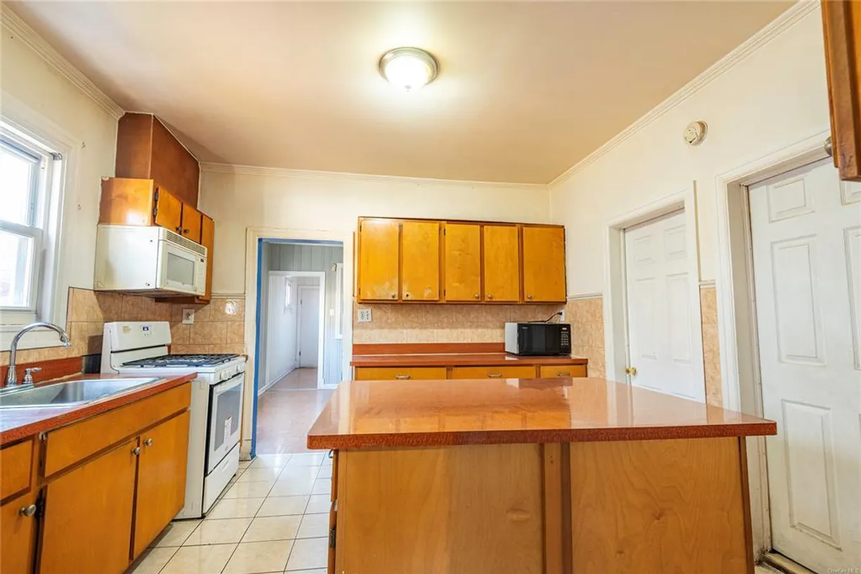 New York City Real Estate | View 94-67 44th Avenue | room 2
