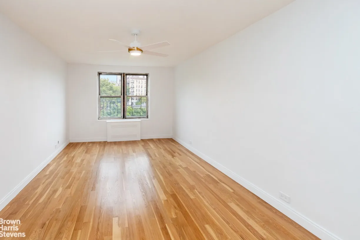New York City Real Estate | View 340 Haven Avenue, PHJ | room 2