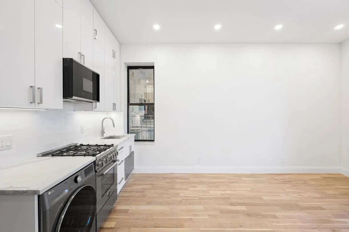 New York City Real Estate | View 244 Riverside Drive, 2G | room 1
