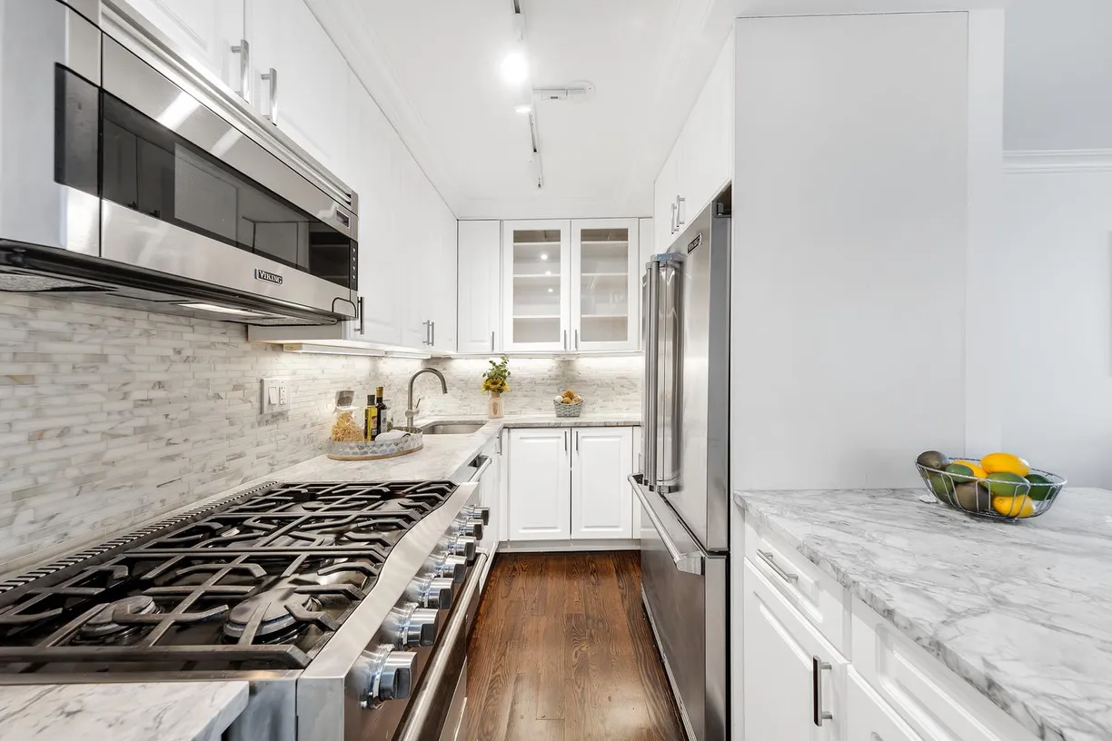 New York City Real Estate | View 555 Main Street, 602 | room 2