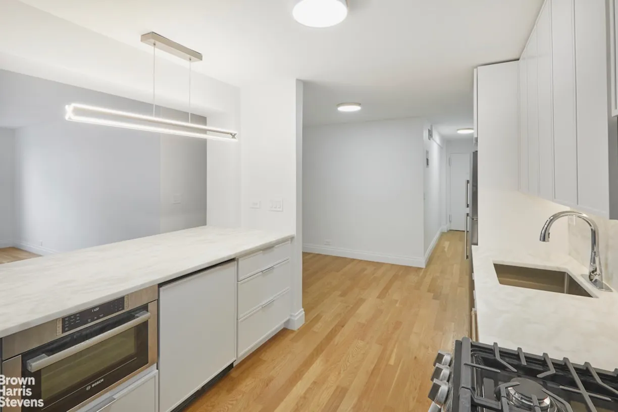 New York City Real Estate | View 340 Haven Avenue, 5P | room 2