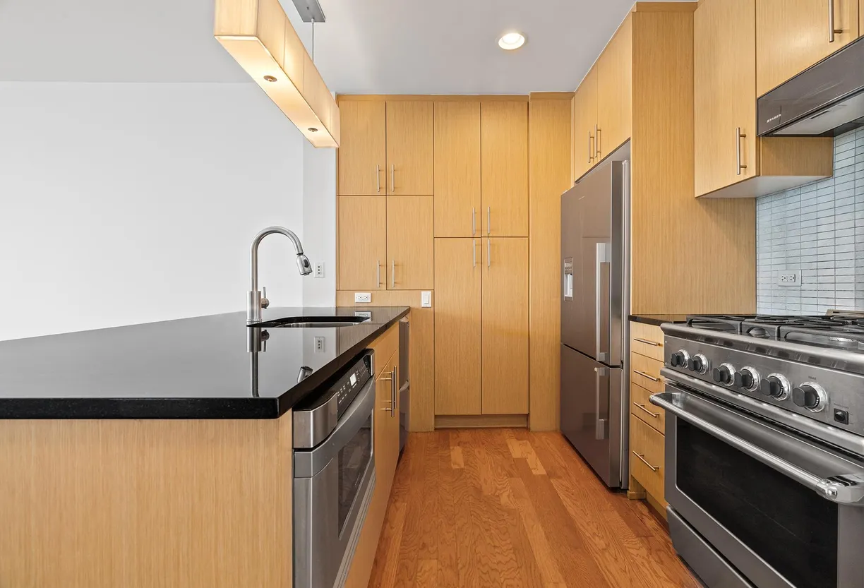 New York City Real Estate | View 5-49 Borden Avenue, 7K | 1 Bed, 1 Bath