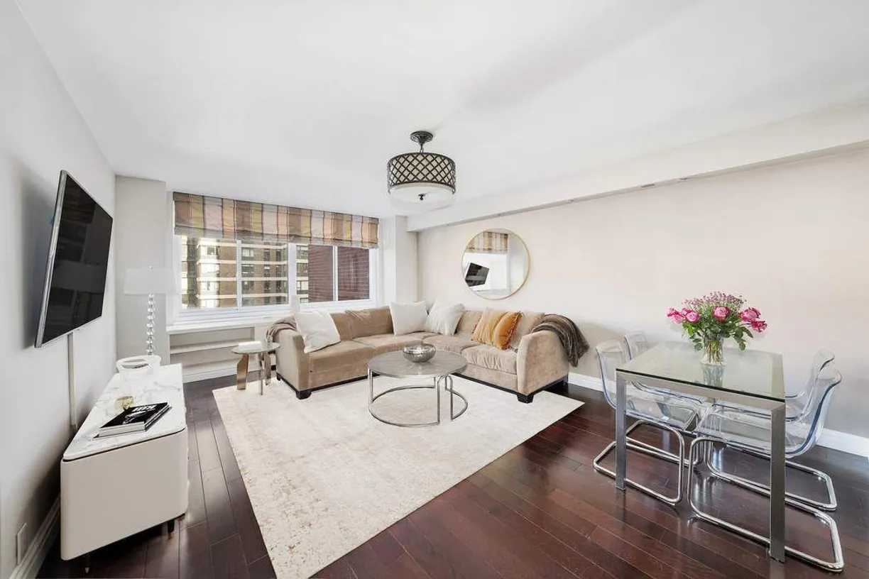 New York City Real Estate | View 420 E 58th Street, 6A | 1 Bed, 2 Baths