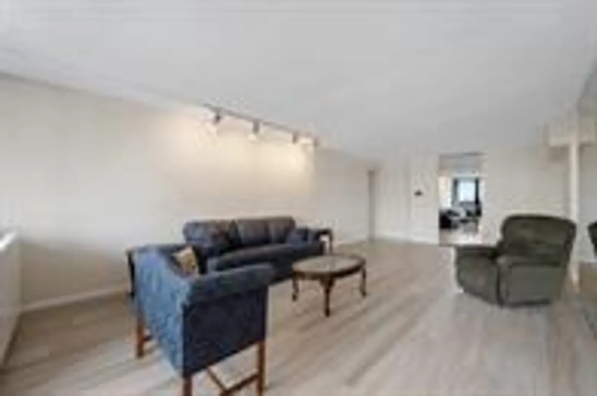 New York City Real Estate | View 1 Bay Club Drive, 7V | room 2