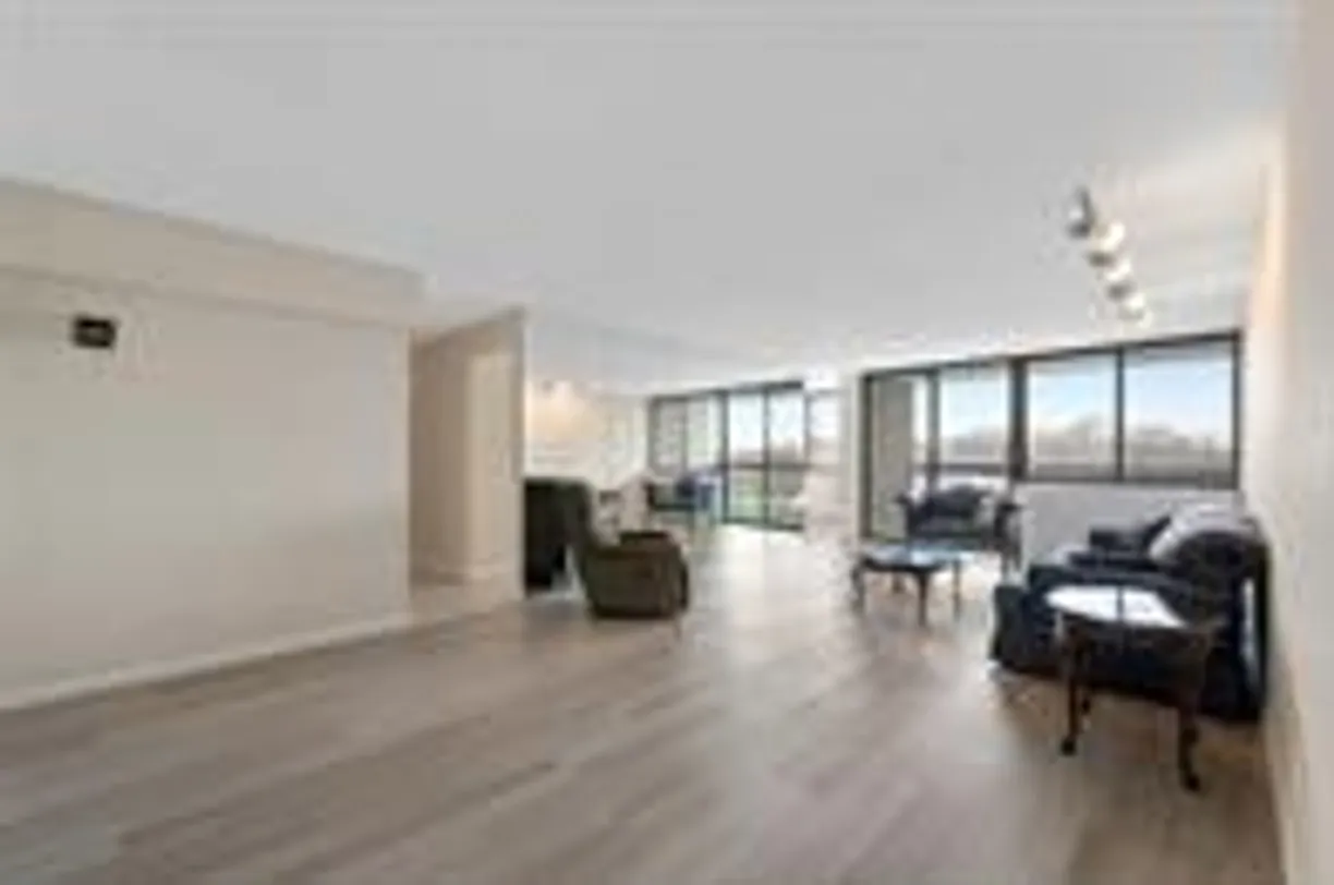 New York City Real Estate | View 1 Bay Club Drive, 7V | room 1