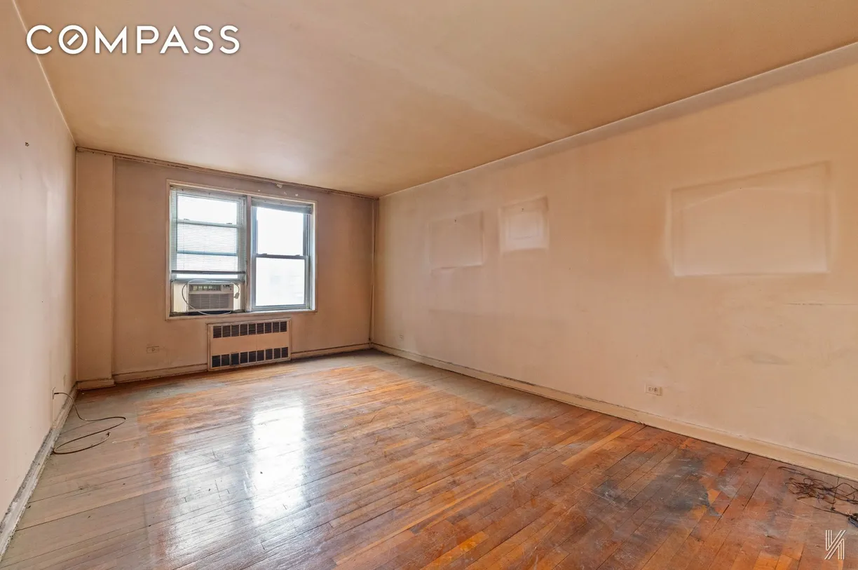 New York City Real Estate | View 33-05 90th Street, 4F | room 1