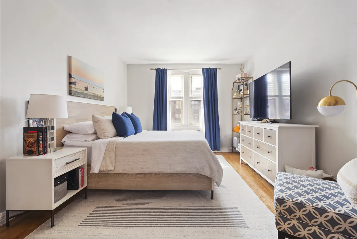 New York City Real Estate | View 9437 Shore Road, E8 | room 2