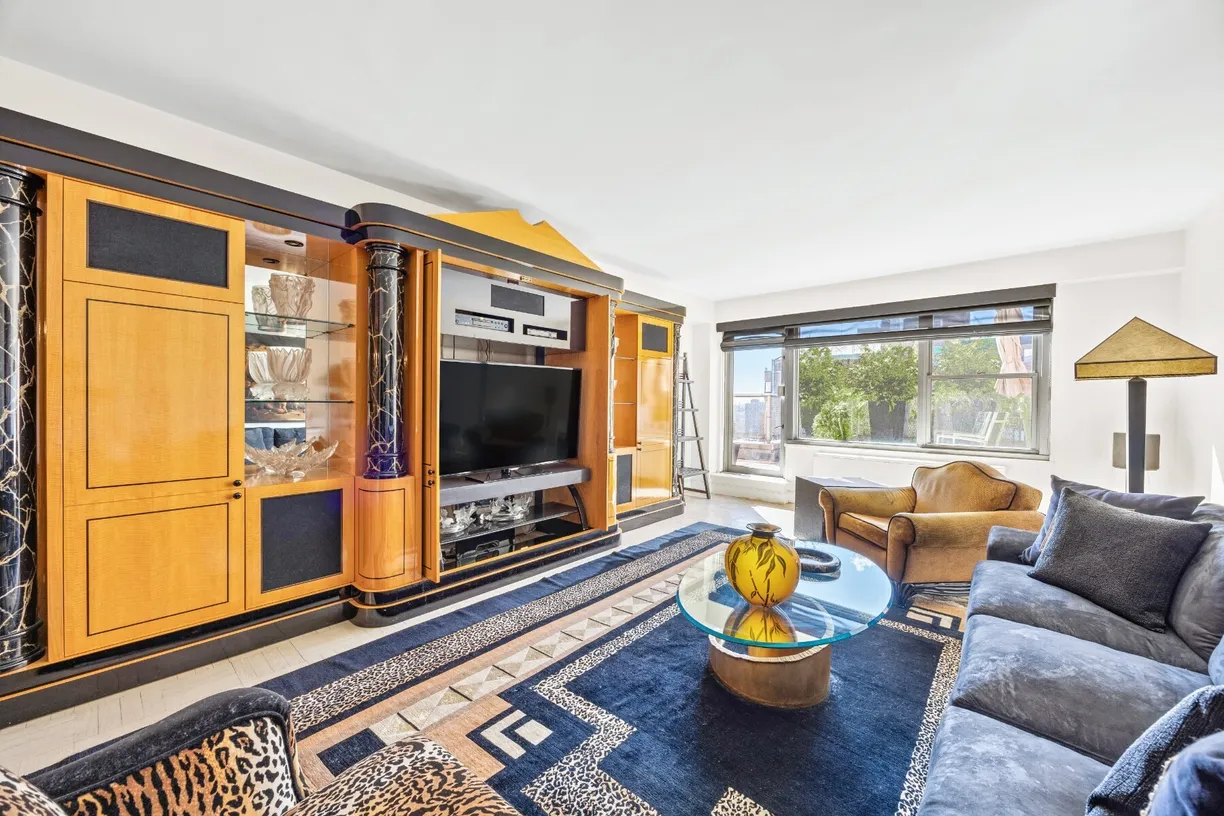 New York City Real Estate | View 75 E End Avenue, 19C | room 2