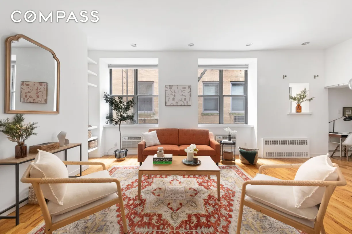 New York City Real Estate | View 689 Fort Washington Avenue, 2M | room 1