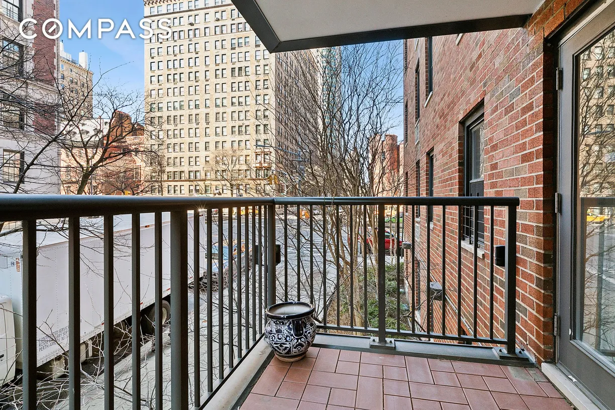 New York City Real Estate | View 1199 Park Avenue, 2J | room 1