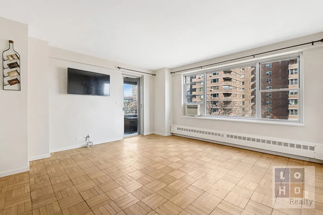 New York City Real Estate | View 577 Grand Street, F504 | room 1