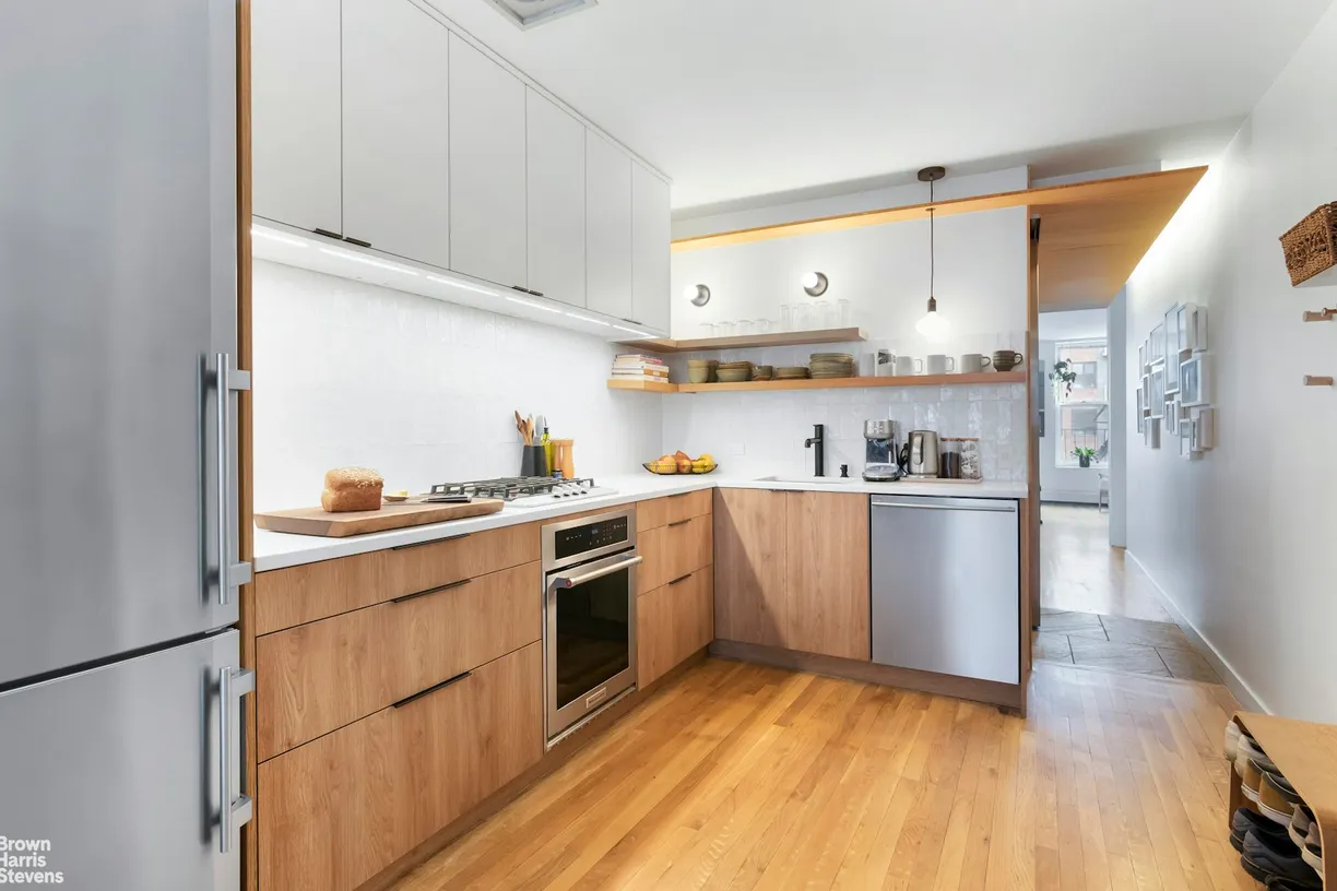 New York City Real Estate | View 402 4th Avenue, 3R | room 1