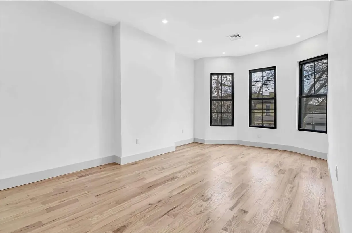 New York City Real Estate | View 282 E 38th Street | room 2