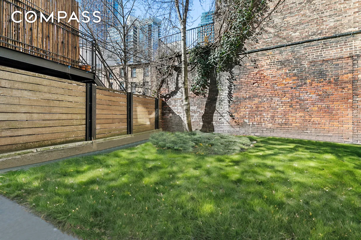 New York City Real Estate | View 10 Fort Greene Place | room 1