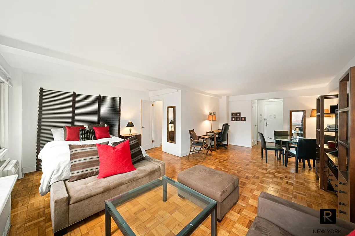 New York City Real Estate | View 240 E 55th Street, 5C | room 1