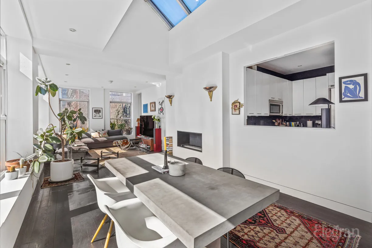 New York City Real Estate | View 133 2nd Avenue, 9 | 1 Bed, 2 Baths
