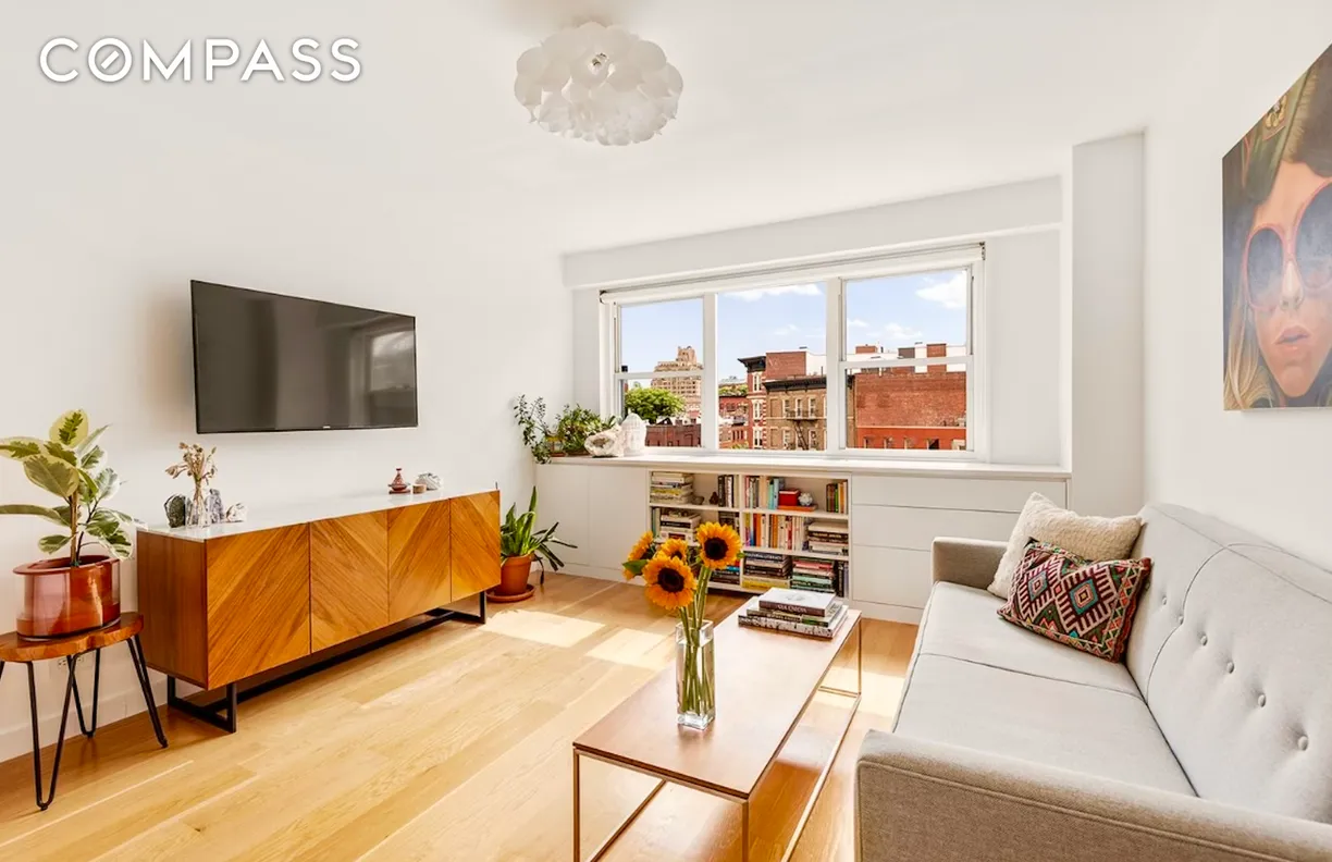 New York City Real Estate | View 15 Charles Street, 6G | 1 Bath