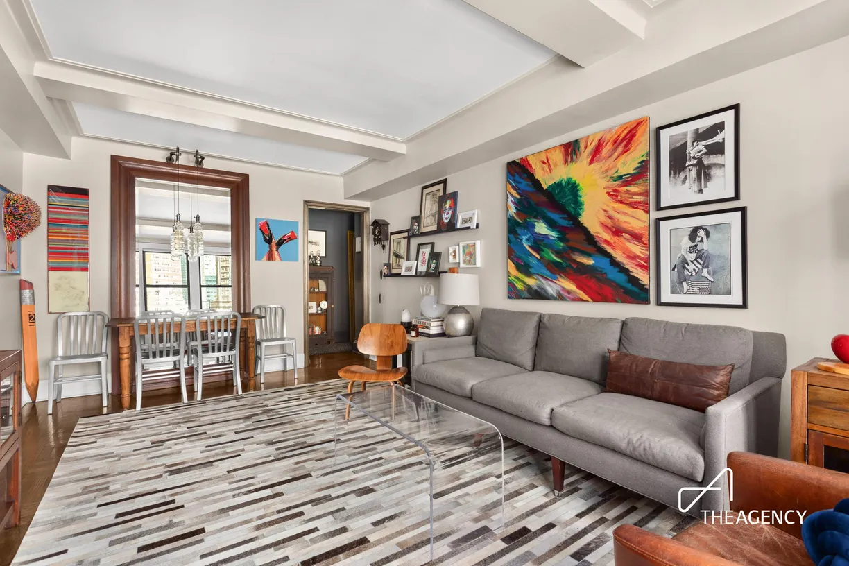 New York City Real Estate | View 333 E 53rd Street, 10C | 1 Bed, 1 Bath