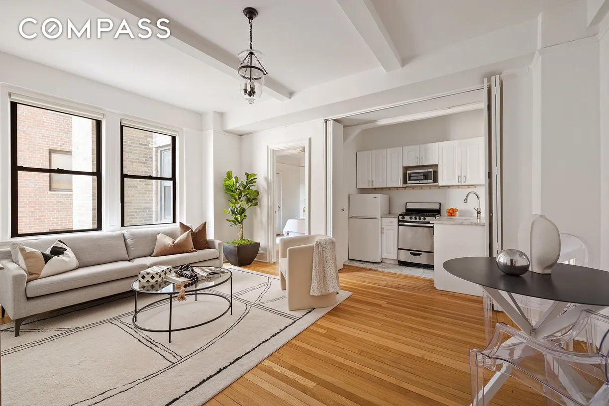 New York City Real Estate | View 157 E 72nd Street, 8E | room 1