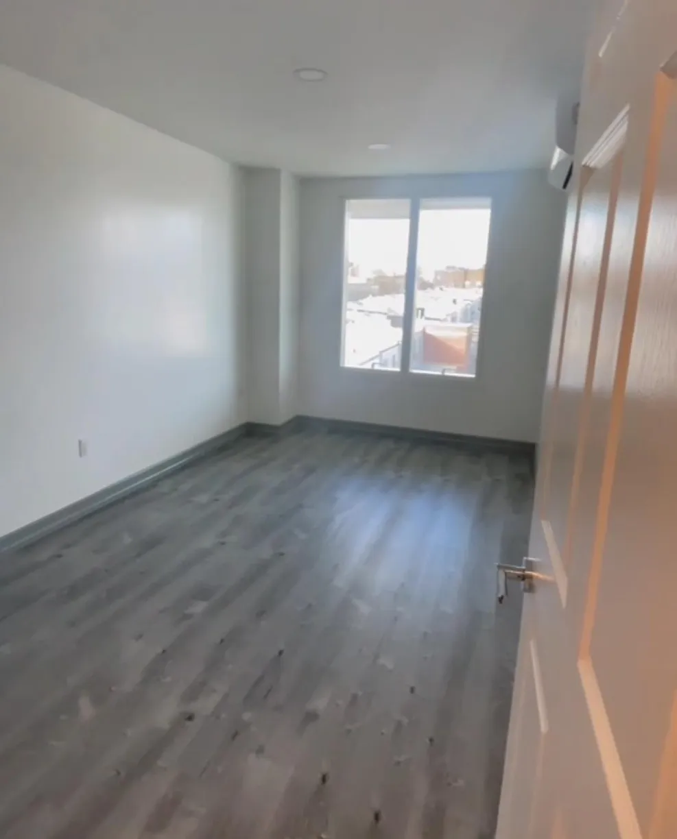 New York City Real Estate | View 5722 7th Avenue, 403 | room 2