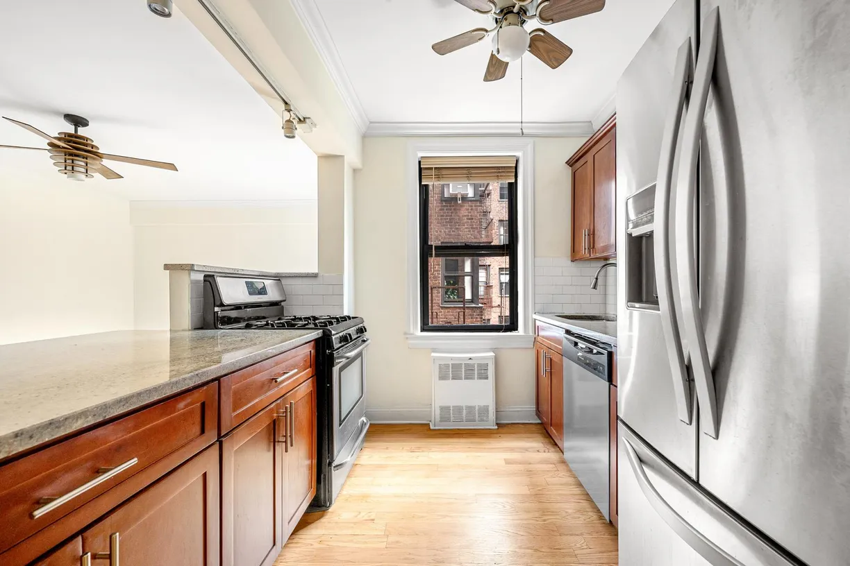 New York City Real Estate | View 273 Bennett Avenue, 5G | 2 Beds, 1 Bath
