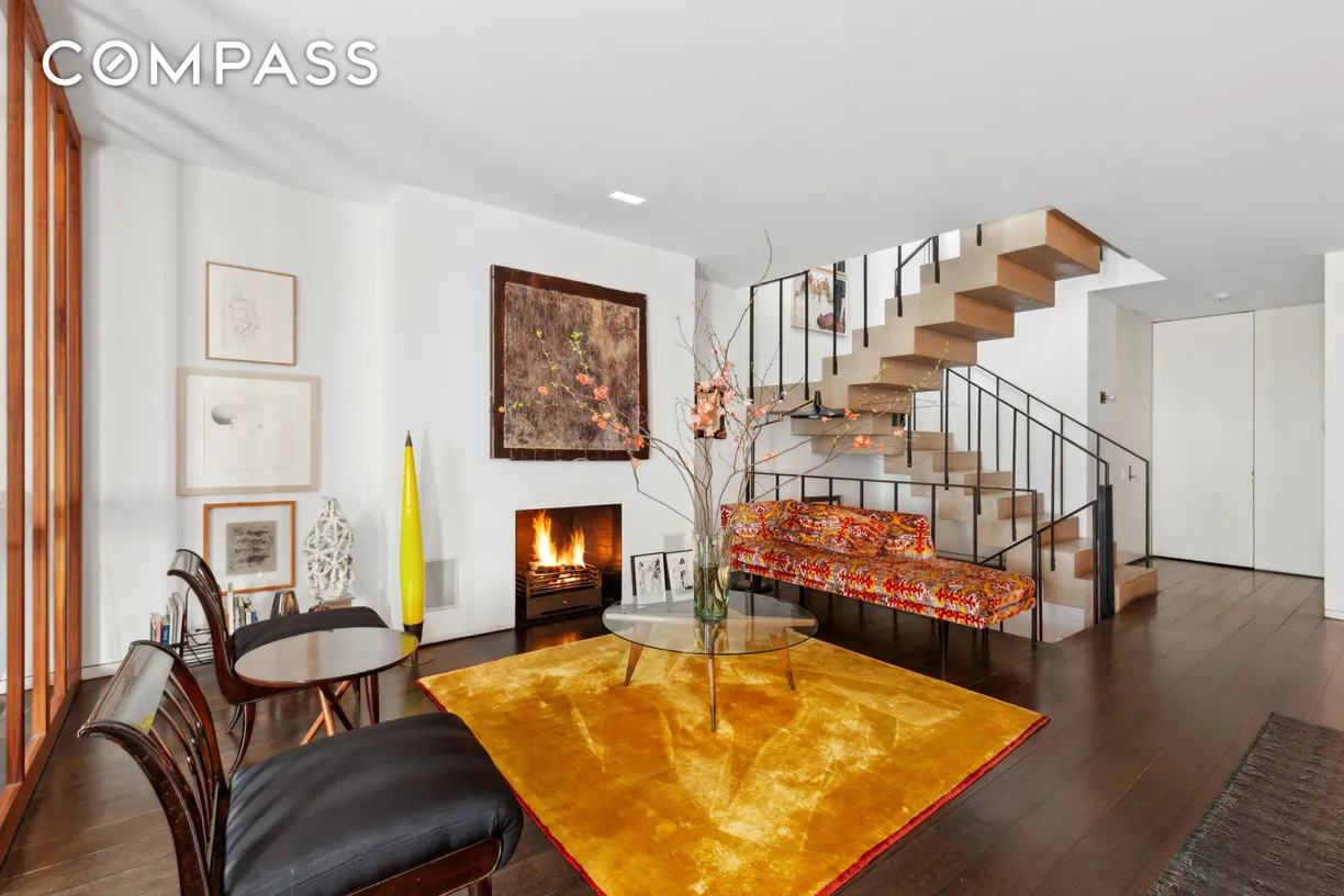 New York City Real Estate | View 7 Macdougal Alley | room 1