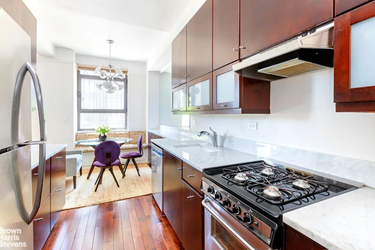 New York City Real Estate | View 2 Beekman Place, 1B | room 1
