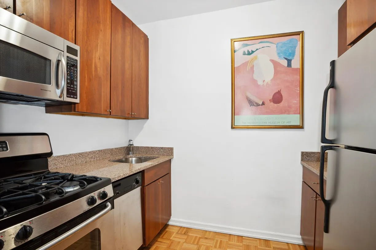 New York City Real Estate | View 301 E 69th Street, 15K | room 1