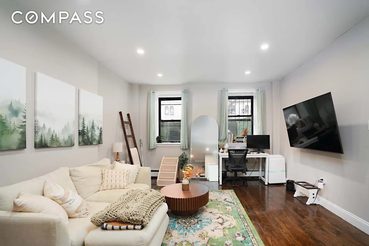 New York City Real Estate | View 464 W 23rd Street, 1F | 1 Bed, 1 Bath
