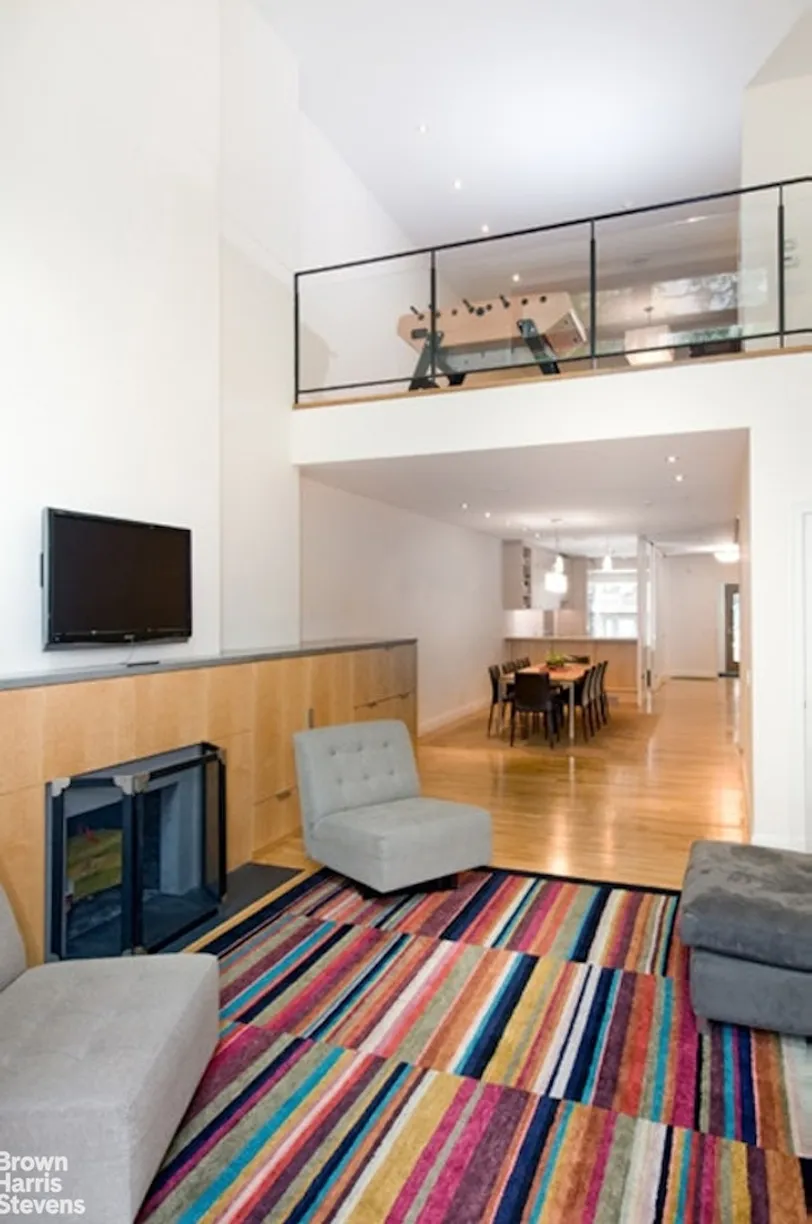 New York City Real Estate | View 320 W 78th Street | room 1