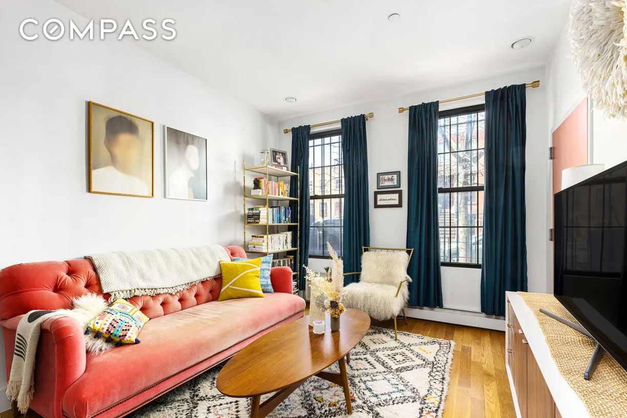 New York City Real Estate | View 457 Franklin Avenue, 1 | 2 Beds, 1 Bath
