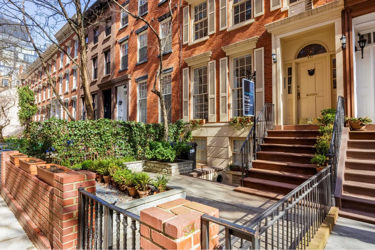 New York City Real Estate | View 447 W 24th Street | room 1