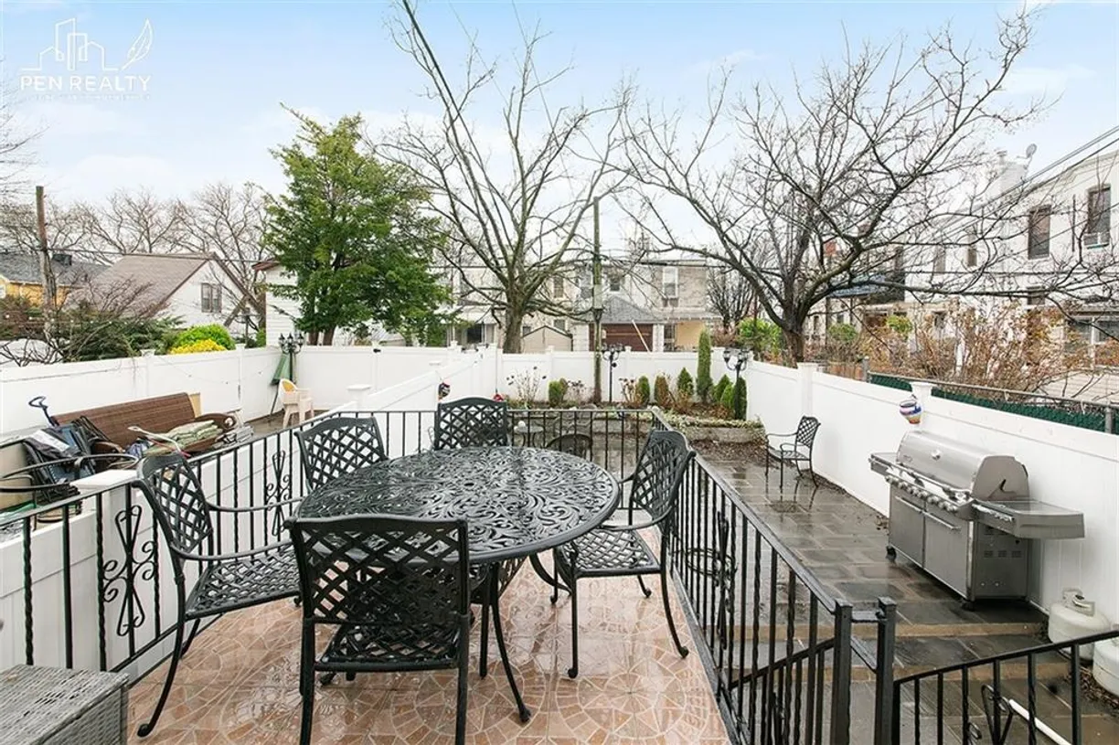 New York City Real Estate | View 914 Bay Ridge Parkway | room 2
