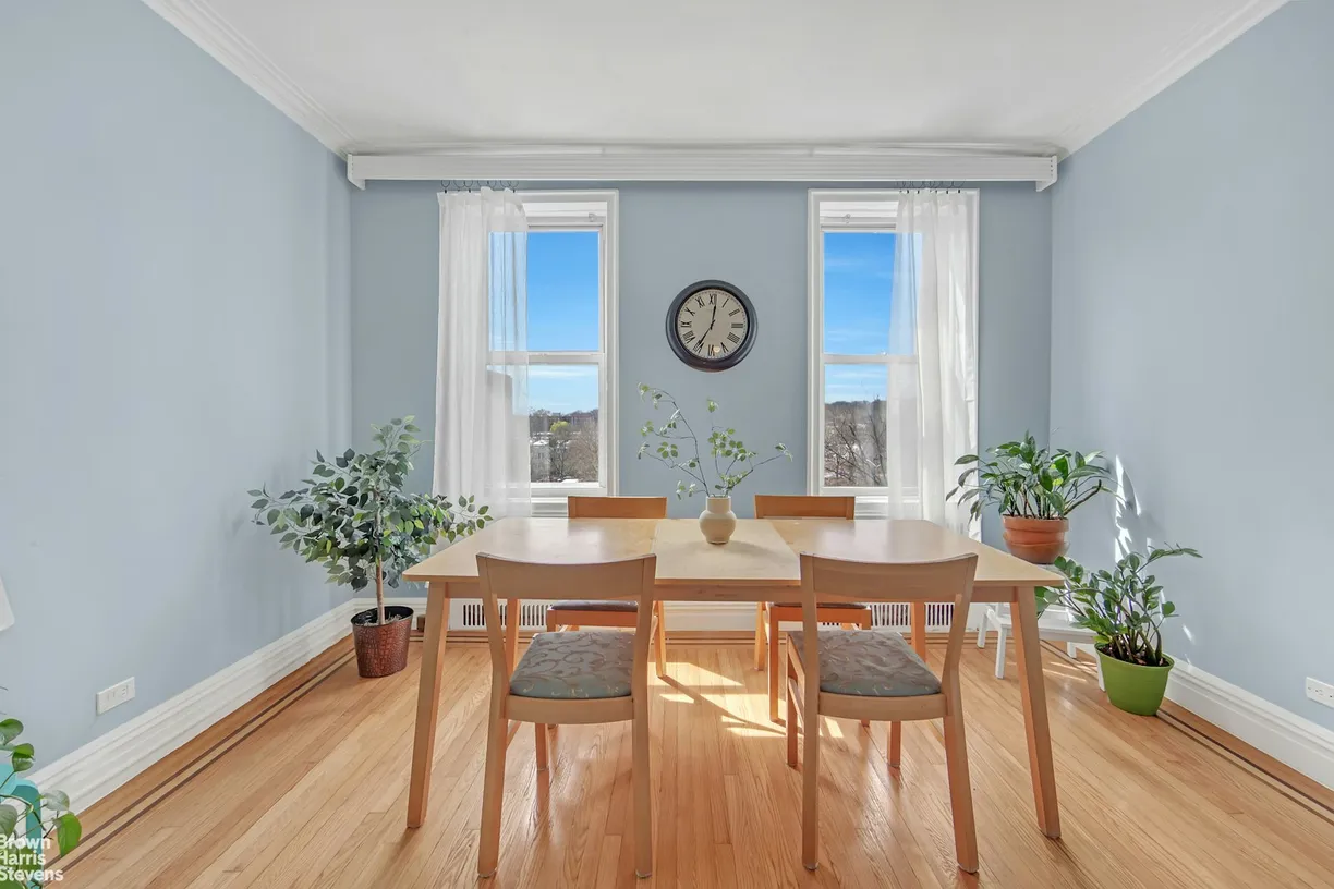 New York City Real Estate | View 40 Ocean Parkway, 6A | room 1